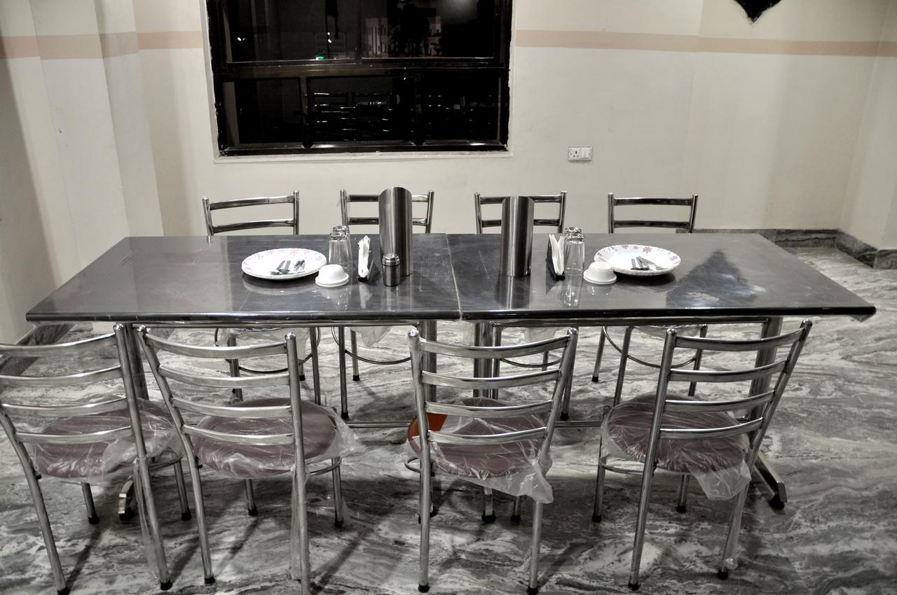 Hotel Kirti Plaza Chittorgarh Buitenkant foto